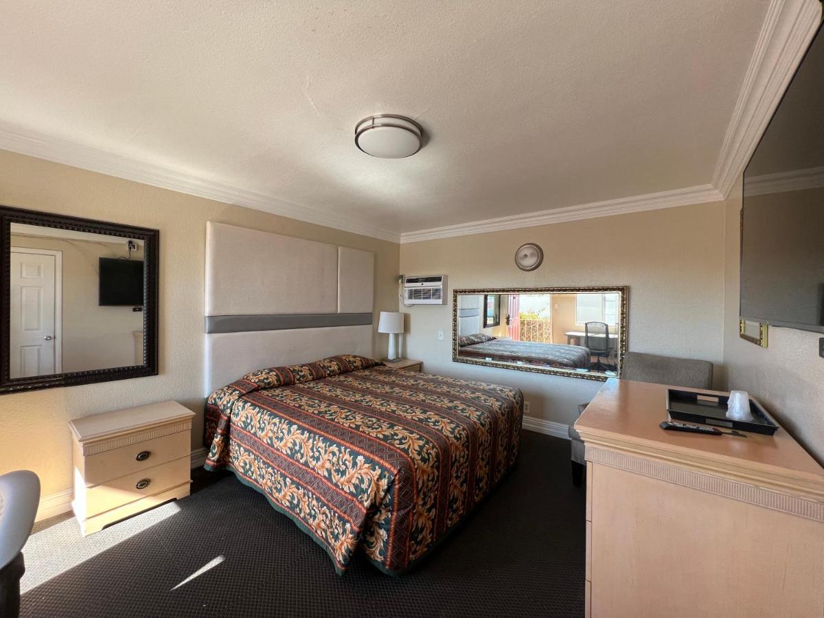 Flamingo Motel Oxnard Extérieur photo